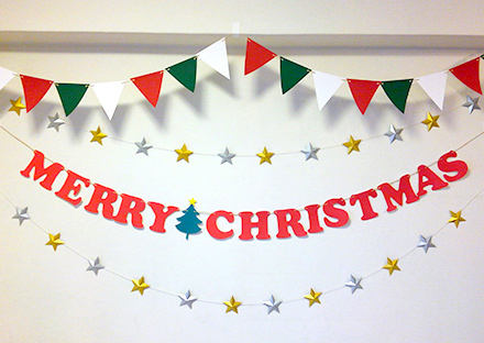 クリスマスガーランド飾り付け演出　キラキラ立体星ガーランドの作り方