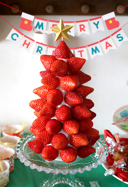 苺のクリスマスツリー　クリスマスパーティーのアイデア料理