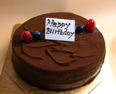 チョコレートケーキ チョコ好きのための誕生日ケーキ Happy Birthday Project
