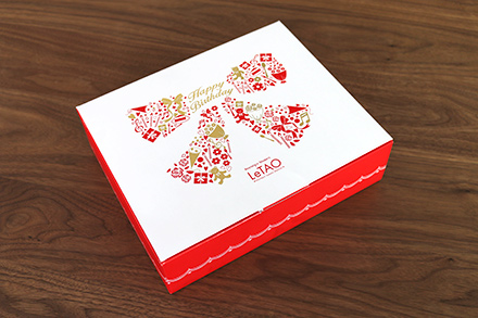北海道 小樽洋菓子店ルタオ　バースデードゥーブル　箱のデザイン