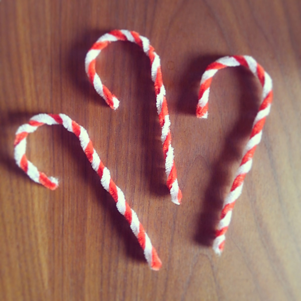 モールで作るキャンディーケインの作り方　クリスマス ストライプ　キャンディー　Candy Cane