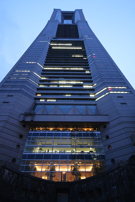 横浜ランドマークタワー　ドッグヤードガーデン