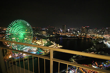 横浜ベイホテル東急　テラスから見える夜景