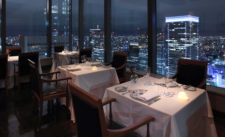 東京都・東京／イタリアン アンティカ・オステリア・デル・ポンテの店内