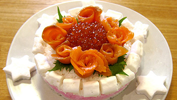 母の日に ごはんで作るバラの寿司ケーキ を 子供たちと一緒に作ってみた Happy Birthday Project 母の日に ごはんで作るバラの寿司ケーキ を 子供たちと一緒に作ってみた Happy Birthday Project