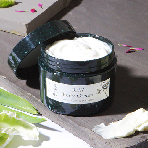 スワティ　ボディークリーム　RaW Body Cream (Aquatic Magnolia)