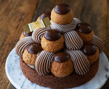 チョコレートのお洒落なアイスケーキ 5号サイズの誕生日ケーキ
