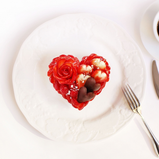 バレンタインケーキ～いちごとチョコレートのケーキ～　カフェコムサ