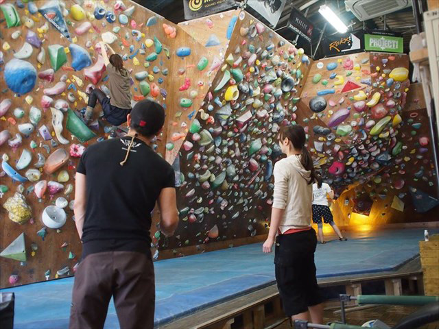 HEADROCK climbing gym（菊川）