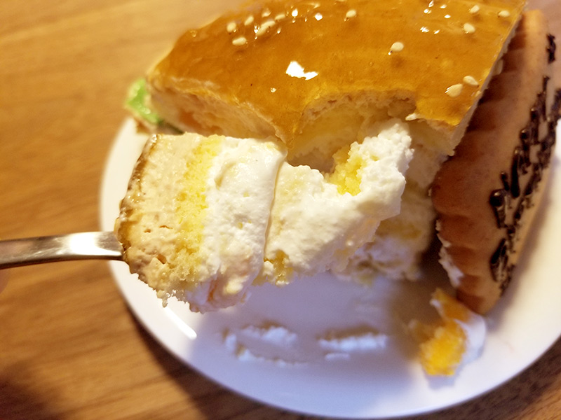 そっくりハンバーガーケーキを食べてみた感想