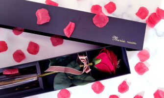 彼女のプレゼントに人気！赤バラ１輪メッセージローズの魅力を紹介！