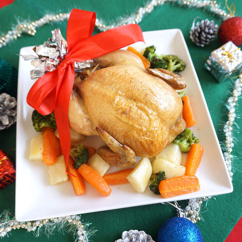 丸ごとチキンで豪華なクリスマス！「ローストチキン」