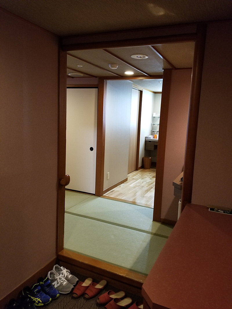 箱根湯本「ホテルおかだ」露天風呂付き客室「紅藤」に泊まってみた感想