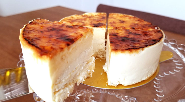 コンディトライ神戸の人気No.1チーズケーキ「神戸バニラフロマージュ」を食べた感想