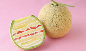 丸ごとメロンケーキ