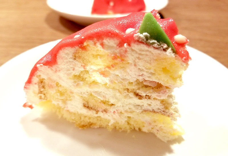 ケーキ断面　いちごの立体ケーキ レビュー 感想