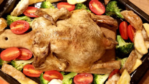 クリスマスに「やんばる若鶏のローストチキン」をお取り寄せしてみた感想