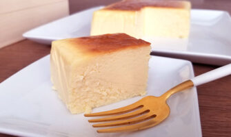 「武蔵野茶房 特製焼チーズケーキ」を食べた感想