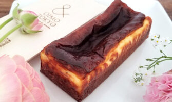 & OIMO TOKYO　蜜芋バスクチーズケーキ　ミシュラン3つ星シェフパティシエ