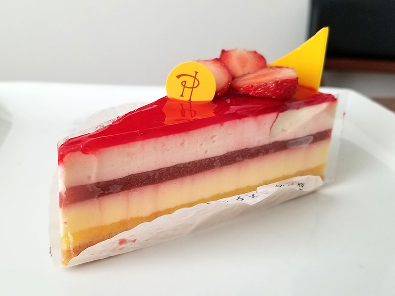 チーズケーキ セレスト　ピエールエルメの生ケーキ