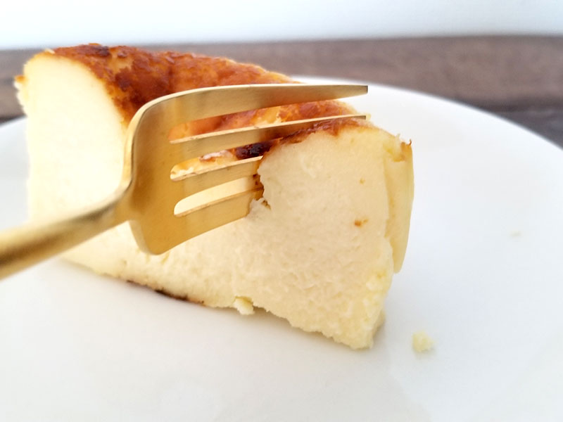 バスクチーズケーキを食べた感想　白金高輪「GAZTA（ガスタ）」