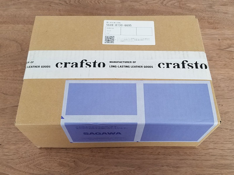 お届けイメージ　crafstoのブライドルレザーフラグメントケース