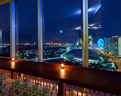 Oriental Beach みなとみらい 夜景