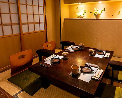 肉割烹 五条 新宿野村ビル49F 個室完備