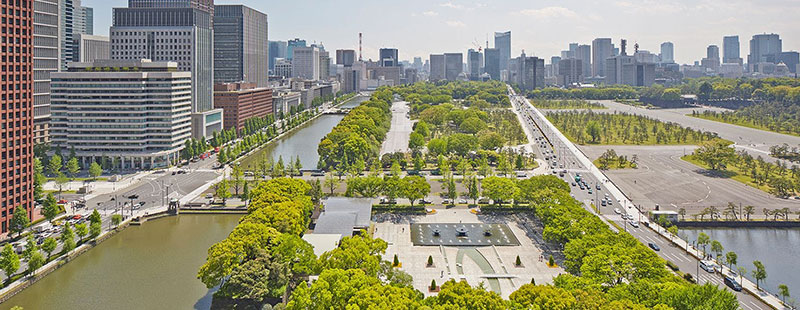 パレスホテル東京 緑地　水辺　ラグジュアリーホテル