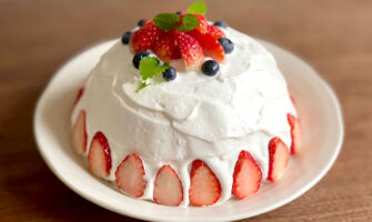 「ドームアイスケーキ」のレシピ・作り方〜オーブン不要で簡単可愛い！