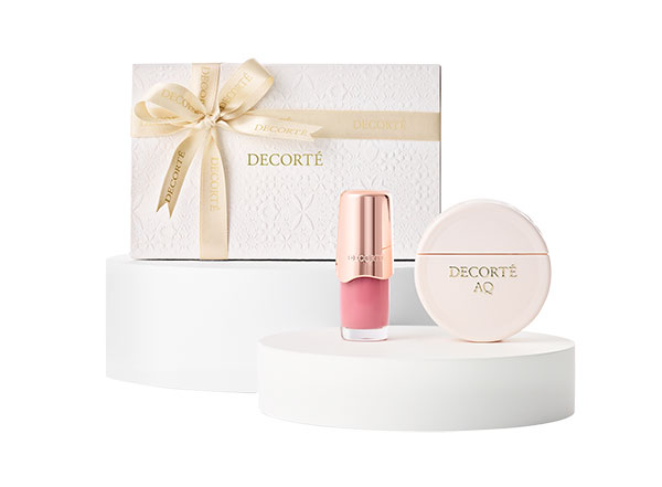 COSME DECORTE「AQ ハンドエッセンス＆ネイルエナメルセット」