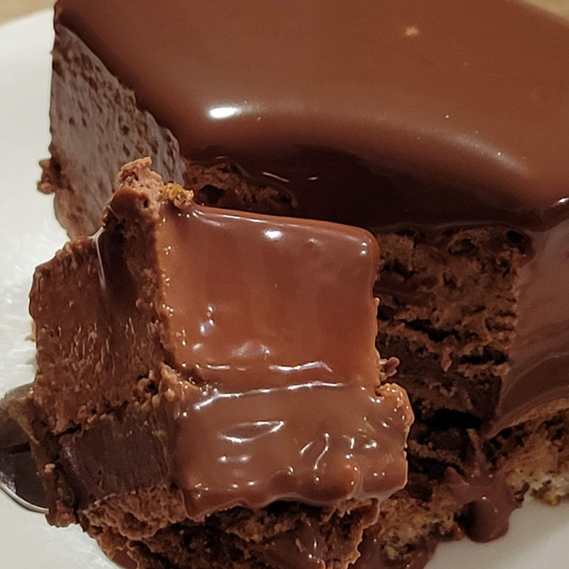 チョコか滴る！映えチョコケーキ「DANDELION CHOCOLATE／H₂O CHOCOLATE ムース」食べた感想