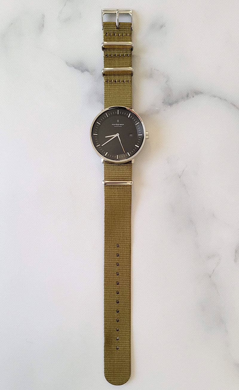 Nordgreen×Christopherの社会貢献できるコラボ腕時計「ブラックダイヤル-Philosopher」