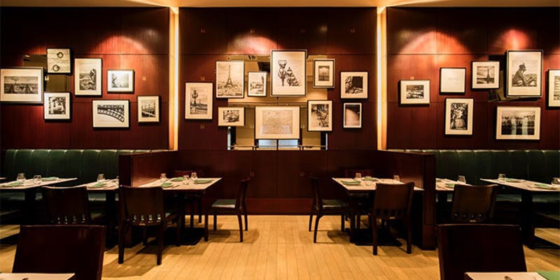 LES DEUX MAGOTS PARIS