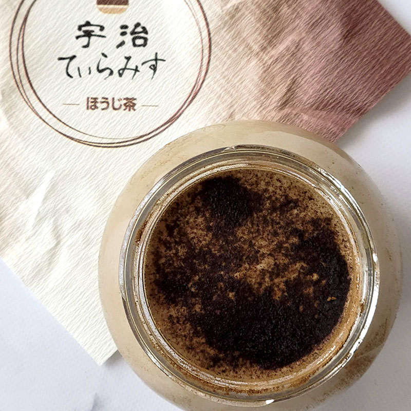 伊藤久右衛門「宇治てぃらみす（抹茶・ほうじ茶・玄米茶）」レビュー　ほうじ茶の中身