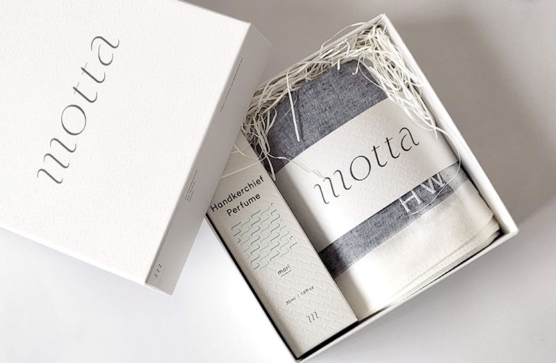 ギフトに最適なハンカチブランド「motta(モッタ)」。カスタマイズ