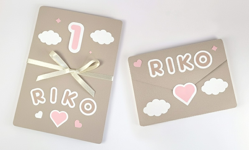 手作りアルバムの表紙のデコレーション　名前入り　数字入り