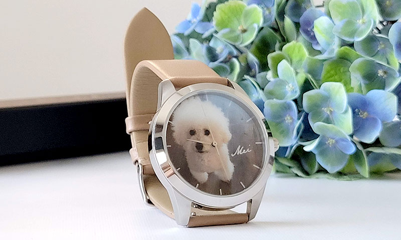 写真で作れるオリジナル腕時計「MY CREATION」で愛犬の写真入り時計を作ってプレゼント