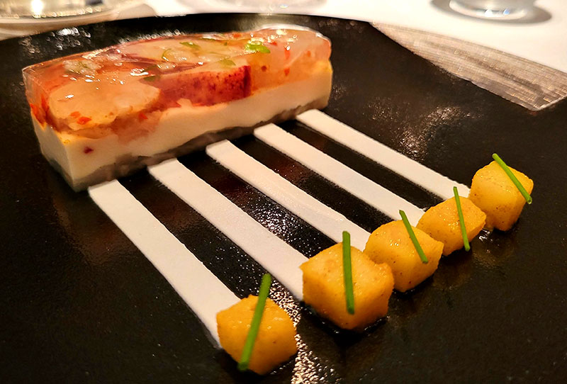 帝国ホテル東京のフランス料理店「レ セゾン」ランチコース