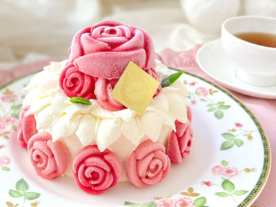 バラのマドレーヌのお店ランジェラ ローズガーデンケーキ