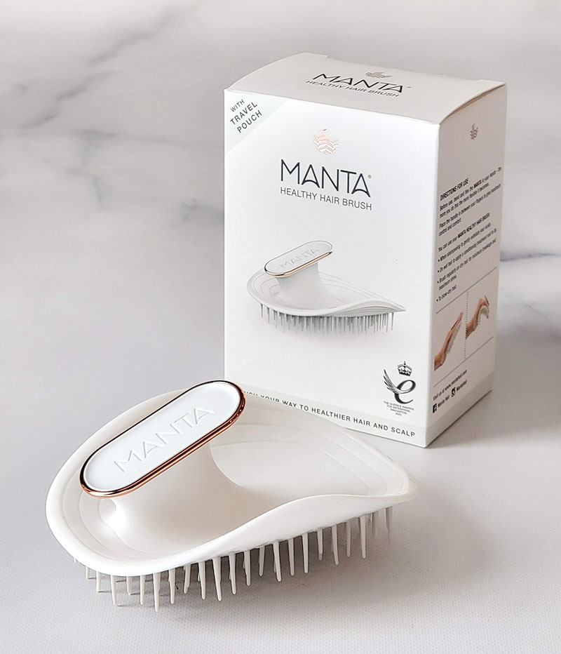 ヘアブラシ「MANTA（マンタ）」パッケージと商品