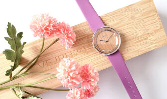 「桜の木」を使ったヴェアホイの腕時計「SAKURA」をレビュー