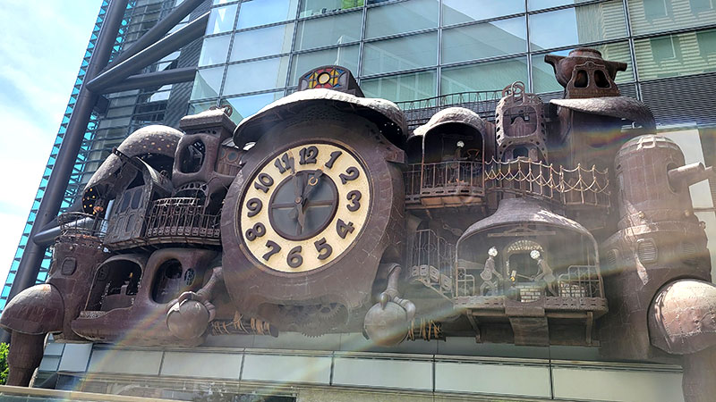 宮崎駿監督がデザインした「日テレ大時計」