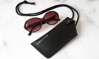 クラフスト CRAFSTOの眼鏡ケース「Desserto ヴィーガンレザーアイグラスケース」をレビュー！（口コミ・感想）