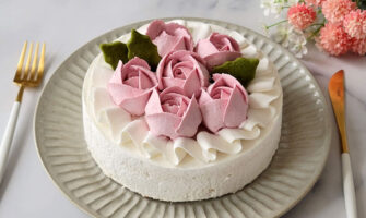 ローズが素敵なヴィーガン＆グルテンフリーケーキ（洋菓子工房 きらら）