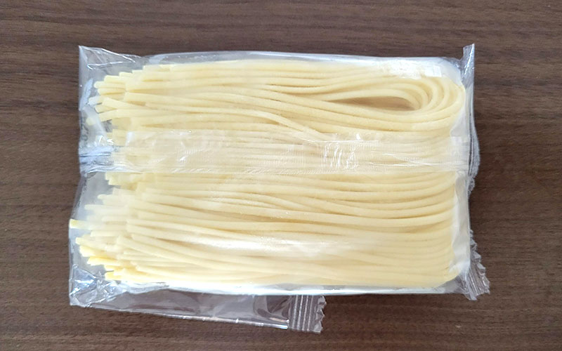 俺のイタリアン　イベリコ豚とポルチーニ茸の濃厚クリームソースパスタ　内容紹介　パスタ